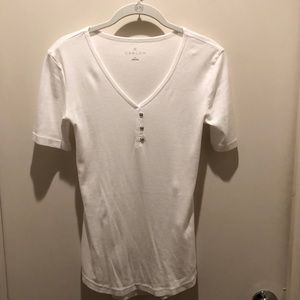 NWOT Caslon short sleeve henley tee